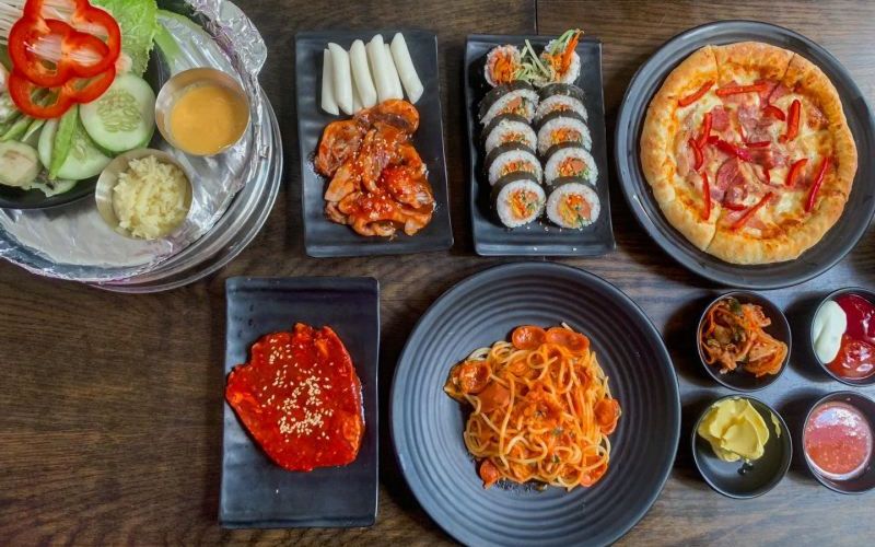 Mì Ý và Pizza lựa chọn hoàn hảo cho first date ăn gì
