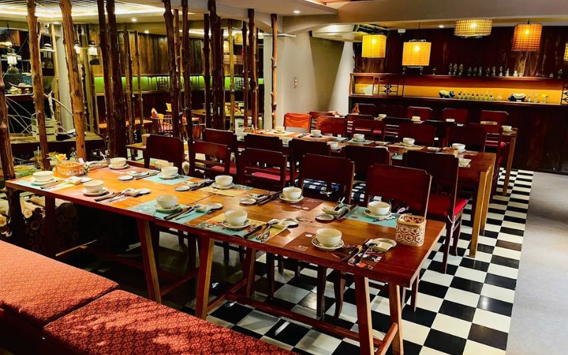 Bếp Nhà Lục Tỉnh nhà hàng cao cấp sài gòn với phong cách trang trí đậm tinh thần miền sông nước