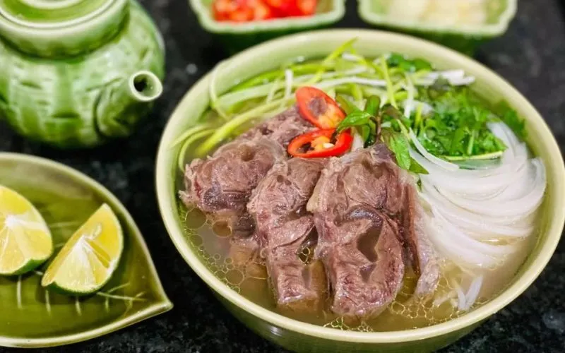 Phở Hà Nội với hương vị thanh ngọt, tinh tế của ẩm thực miền Bắc