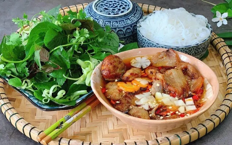 Bún chả Hà Nội mang nét giản dị nhưng hài hòa trong từng hương vị