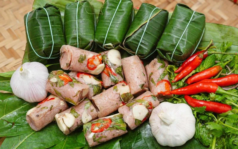 Nem chua Thanh Hóa món ăn nổi tiếng với vị chua nhẹ, dai giòn đặc trưng
