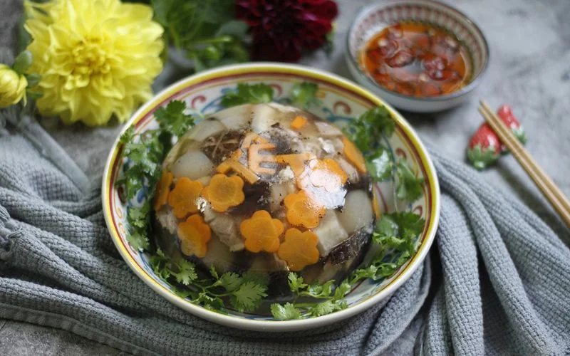 Thịt đông món ăn đặc trưng ngày Tết miền Bắc