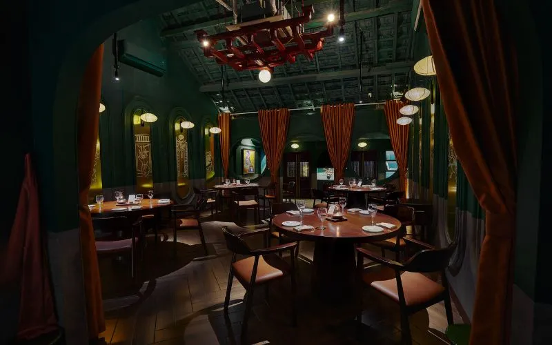 Không gian fine dining sang trọng tại Gia Restaurant