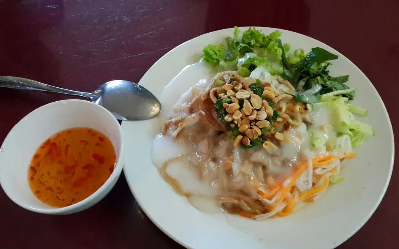 Bánh tằm bì miền Tây với hương vị béo thơm đặc trưng
