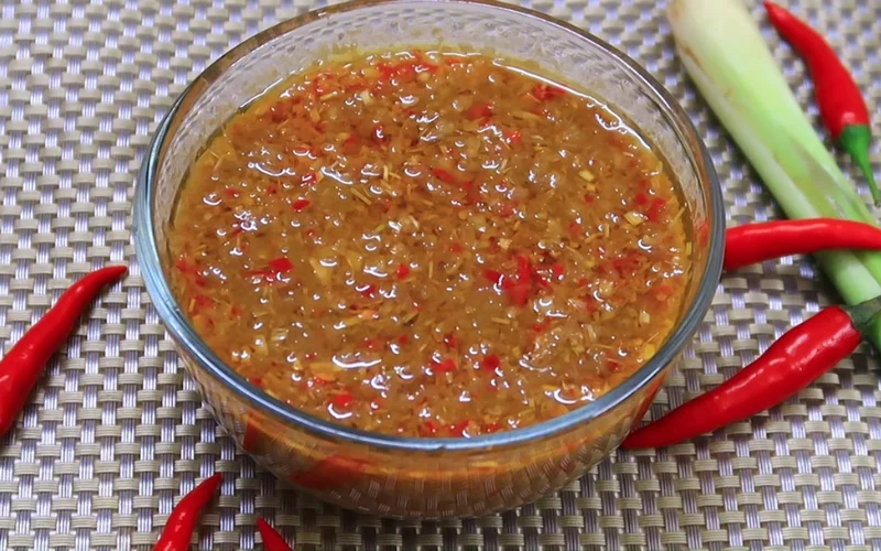 Mỗi món ăn có thể kết hợp với một loại nước chấm mang hương vị riêng