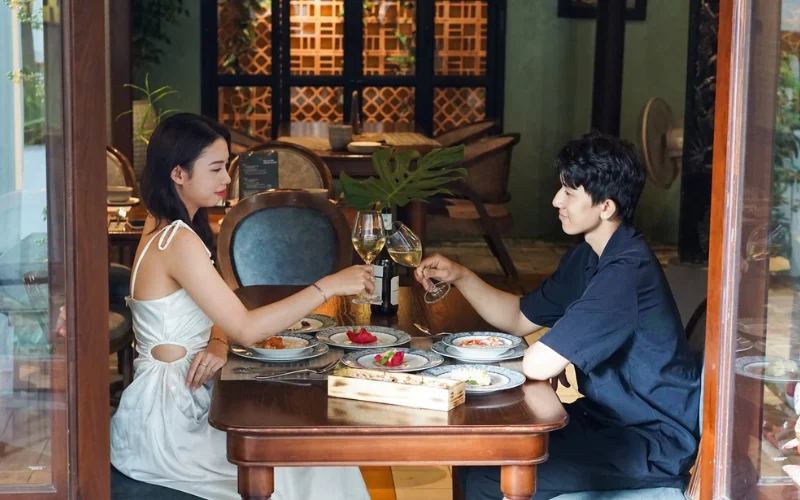 Một góc Madame Lam ấm áp và riêng tư cho ngày hẹn 20/10